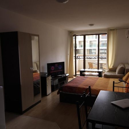 Golden Dunes Primorsko Apartments الغرفة الصورة